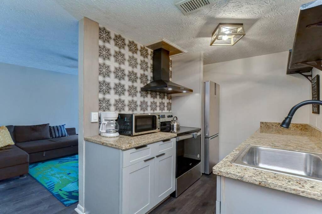 》Executive Apartment Near Armature Works-Room For Six, Full Kitchen《 Tampa Exterior foto
